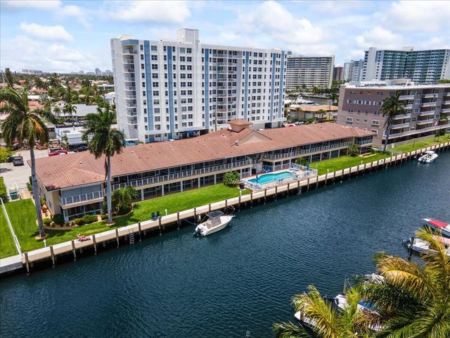 2864 NE 33rd Court 205, Fort Lauderdale, FL 33306