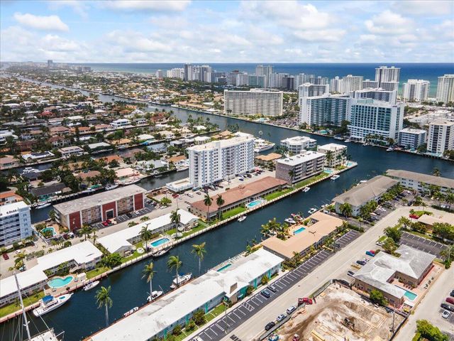 2864 NE 33rd Court 205, Fort Lauderdale, FL 33306
