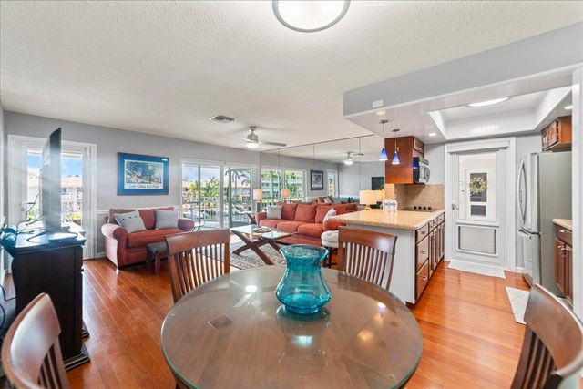2864 NE 33rd Court 205, Fort Lauderdale, FL 33306