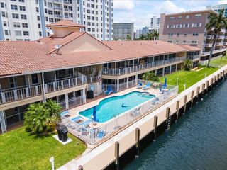 2864 NE 33rd Court 205, Fort Lauderdale, FL 33306