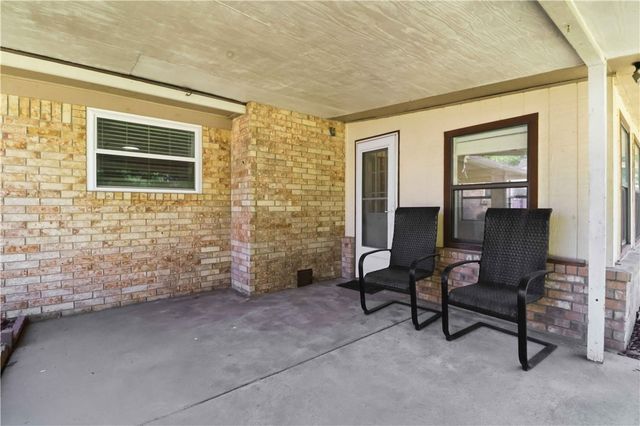 2006 Cardinal Drive, Springdale, AR 72764