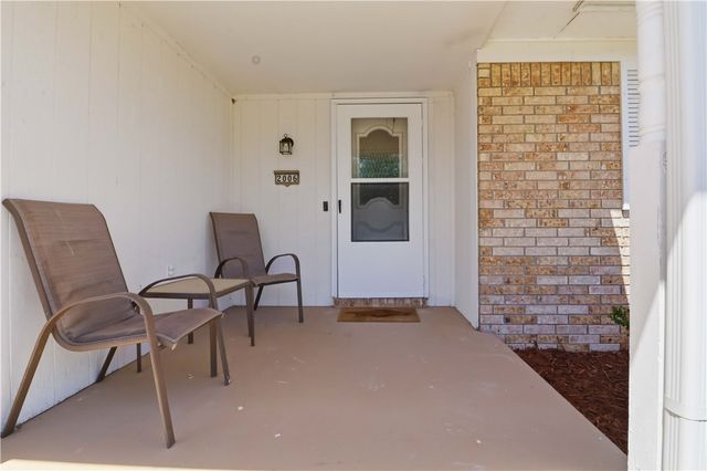2006 Cardinal Drive, Springdale, AR 72764