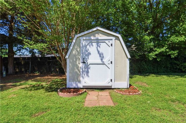 2006 Cardinal Drive, Springdale, AR 72764