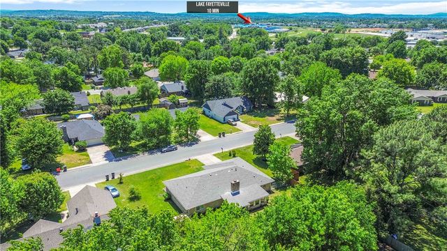 2006 Cardinal Drive, Springdale, AR 72764