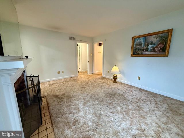 111 OLD FRITZTOWN RD, Reading, PA 19607
