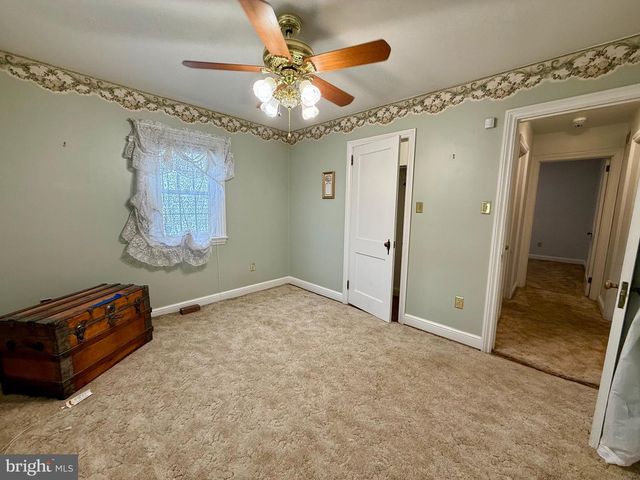 111 OLD FRITZTOWN RD, Reading, PA 19607
