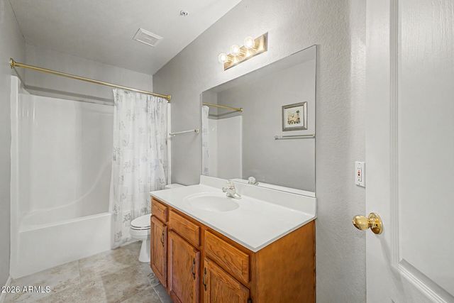 9151 W GREENWAY Road 113, Peoria, AZ 85381
