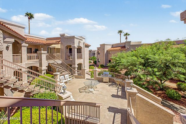 9151 W GREENWAY Road 113, Peoria, AZ 85381