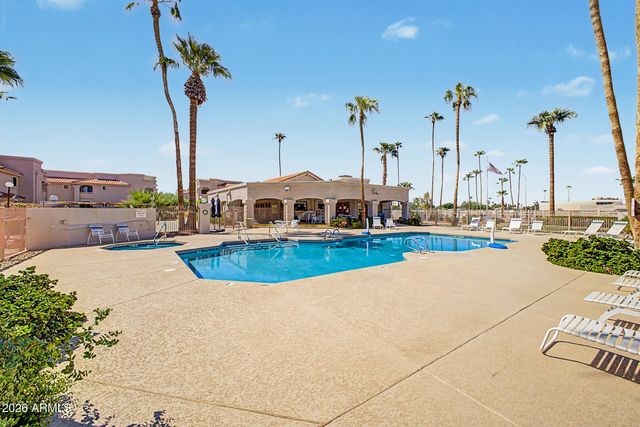 9151 W GREENWAY Road 113, Peoria, AZ 85381