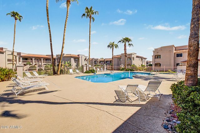 9151 W GREENWAY Road 113, Peoria, AZ 85381