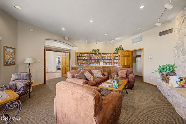 9151 W GREENWAY Road 113, Peoria, AZ 85381