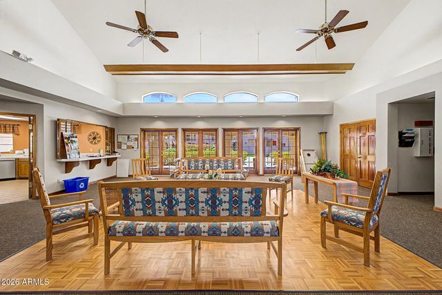 9151 W GREENWAY Road 113, Peoria, AZ 85381