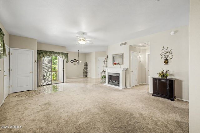 9151 W GREENWAY Road 113, Peoria, AZ 85381