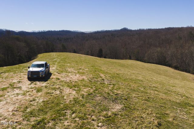 179 Sutton Hollow Road, Sneedville, TN 37869