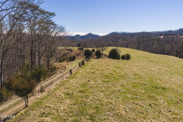 179 Sutton Hollow Road, Sneedville, TN 37869