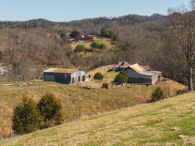 179 Sutton Hollow Road, Sneedville, TN 37869