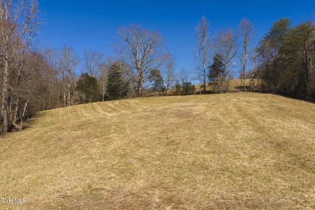 179 Sutton Hollow Road, Sneedville, TN 37869