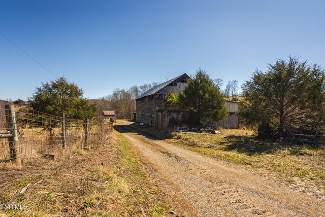 179 Sutton Hollow Road, Sneedville, TN 37869