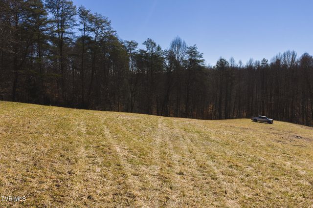 179 Sutton Hollow Road, Sneedville, TN 37869