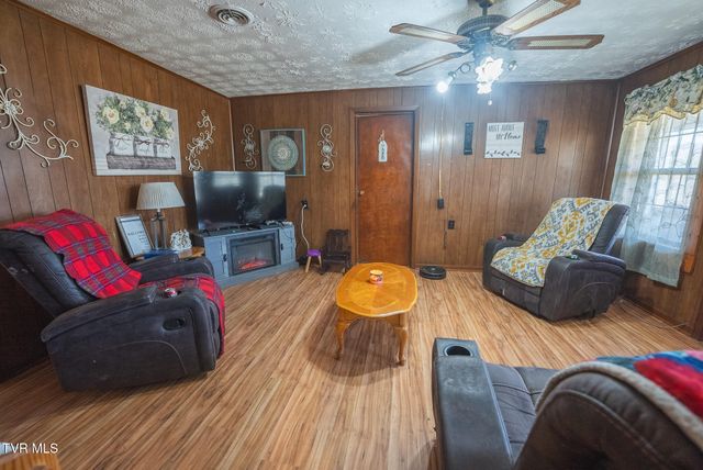 179 Sutton Hollow Road, Sneedville, TN 37869