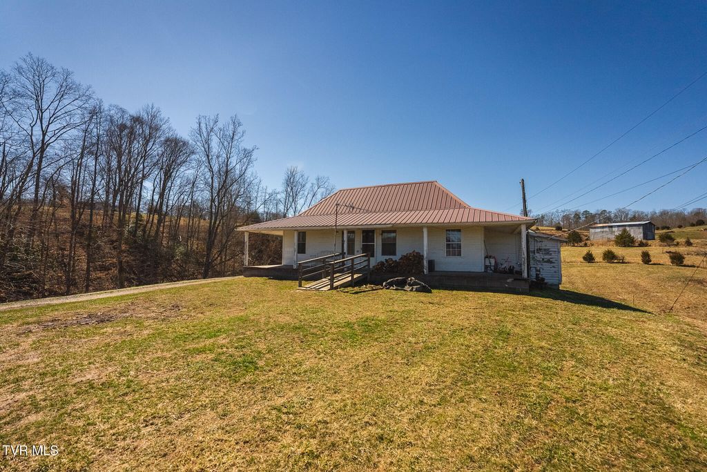 179 Sutton Hollow Road, Sneedville, TN 37869