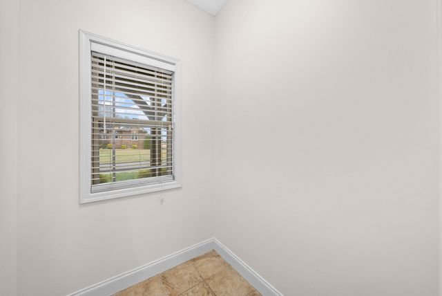 1957 Boyer Blvd, Clarksville, TN 37043