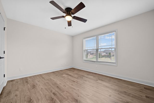 1957 Boyer Blvd, Clarksville, TN 37043
