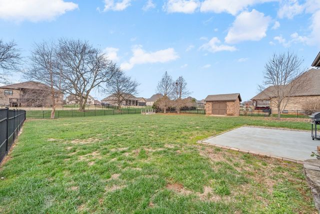 1957 Boyer Blvd, Clarksville, TN 37043