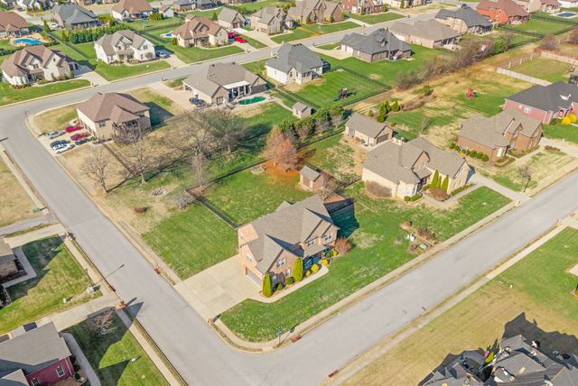 1957 Boyer Blvd, Clarksville, TN 37043