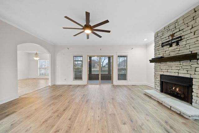 1957 Boyer Blvd, Clarksville, TN 37043