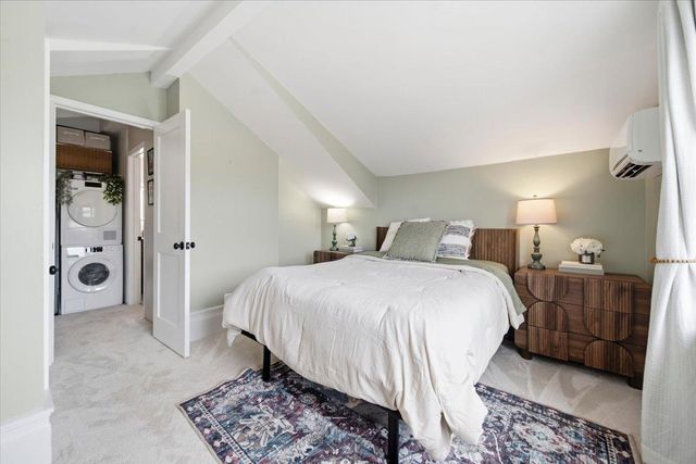593 Laurel Avenue 6E, Saint Paul, MN 55102
