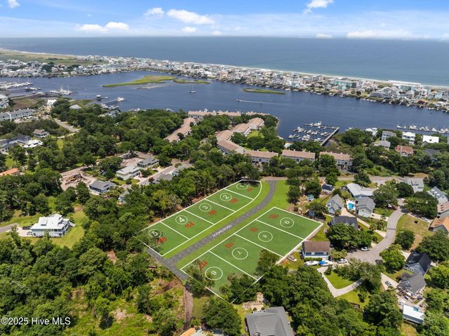 110 Hooks Road, Carolina Beach, NC 28428