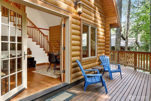 7472 Glacier Springs Drive, Glacier, WA 98244