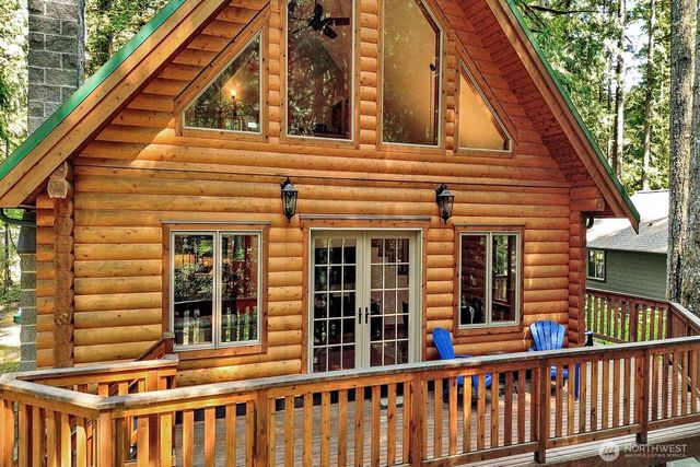 7472 Glacier Springs Drive, Glacier, WA 98244