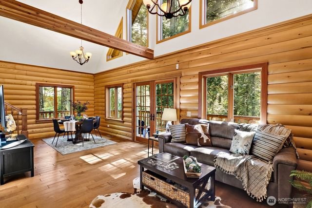 7472 Glacier Springs Drive, Glacier, WA 98244