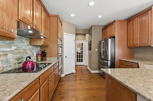 7452 Overglen Drive, West Chester, OH 45069
