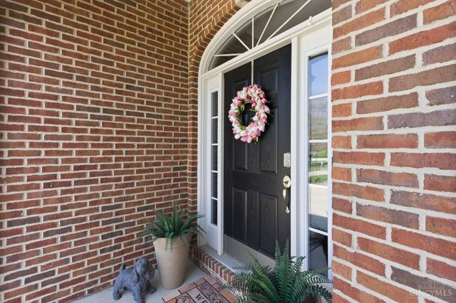 7452 Overglen Drive, West Chester, OH 45069
