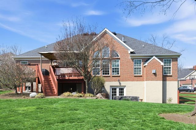 7452 Overglen Drive, West Chester, OH 45069