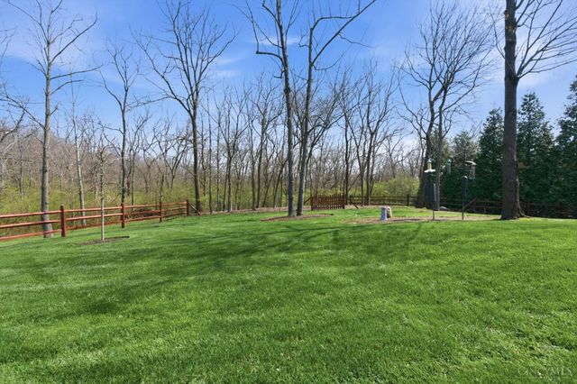 7452 Overglen Drive, West Chester, OH 45069