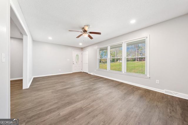 624 Pine Valley Drive, Royston, GA 30662