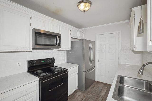 2707 SOARING EAGLE Drive, Amarillo, TX 79103