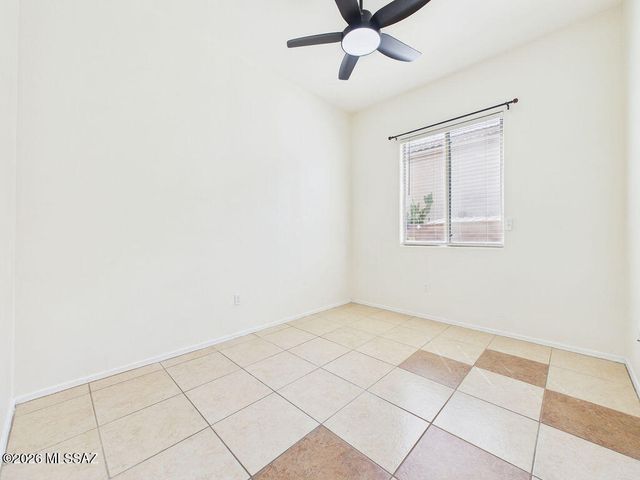 5243 E Beargrass Vista Drive, Tucson, AZ 85756