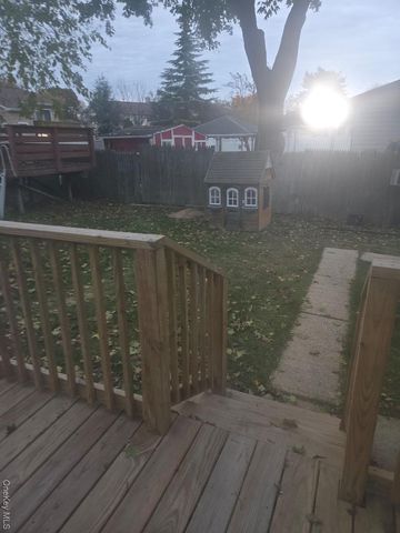 27 Grouse Drive, Brentwood, NY 11717