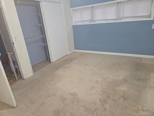 27 Grouse Drive, Brentwood, NY 11717