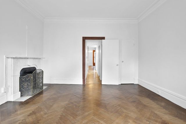 142 E 37th St Apt 4, New York City, NY 10016