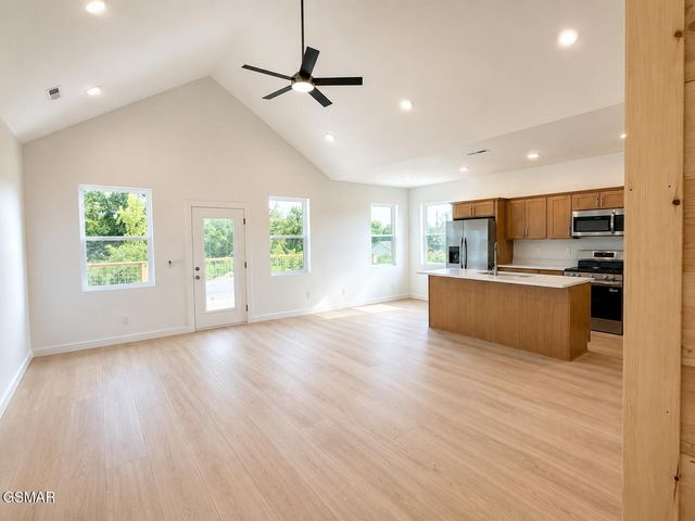 2502 Limestone Court, Sevierville, TN 37876