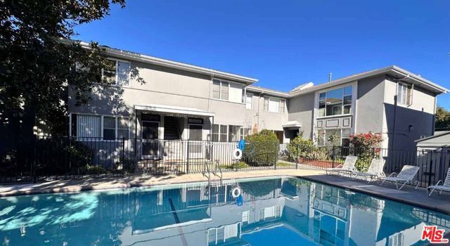 3144 S Barrington Avenue, Los Angeles, CA 90066