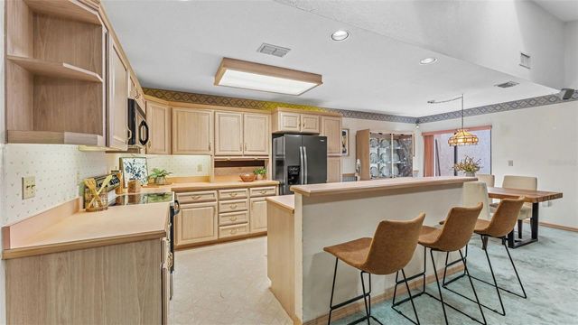 1880 N CRYSTAL LAKE DRIVE 69, Lakeland, FL 33801