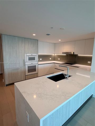 9201 E Bay Harbor Dr 309, Bay Harbor Islands, FL 33154