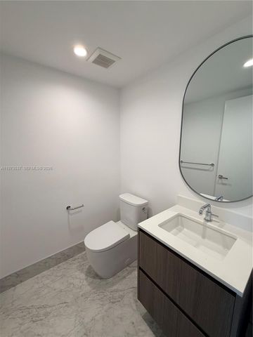 9201 E Bay Harbor Dr 309, Bay Harbor Islands, FL 33154